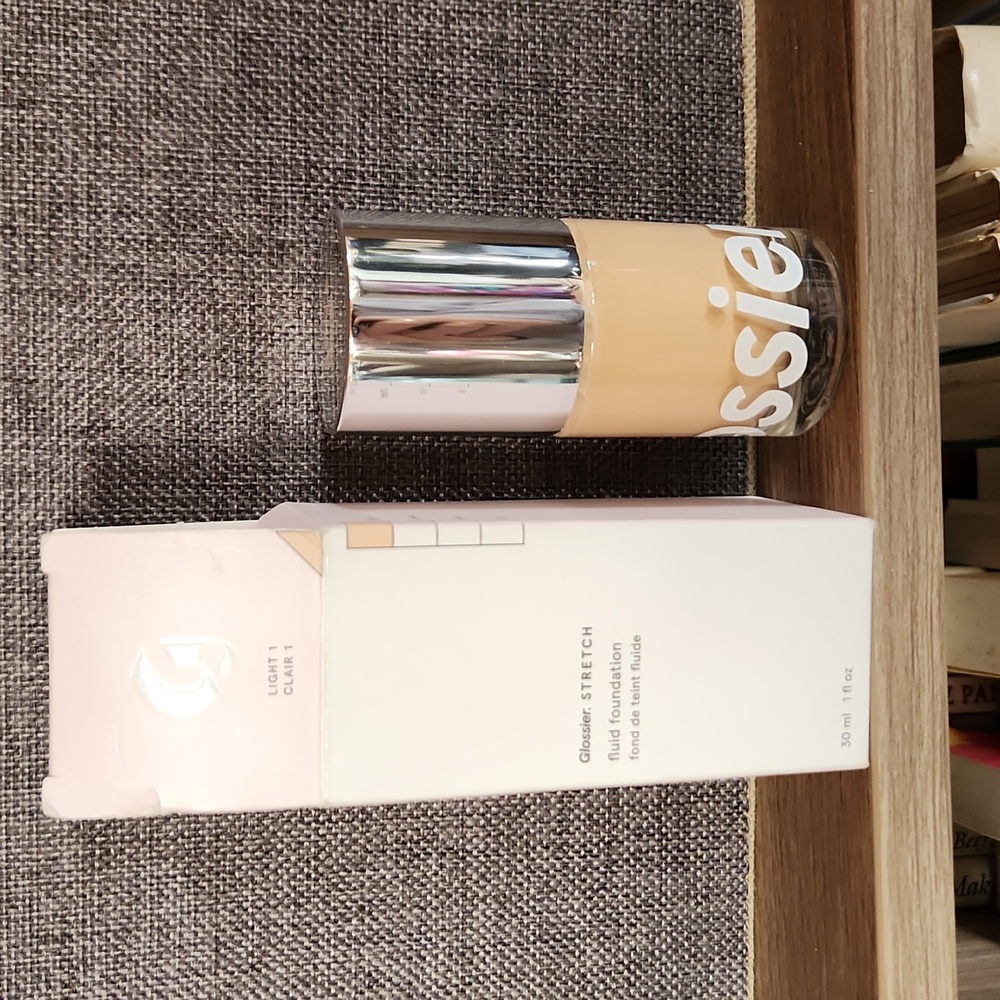 Glossier stretch fluid foundation in LIGHT 1
